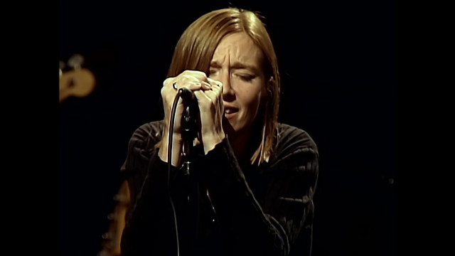 Portishead - Undenied (Live From The Roseland Ballroom NYC)