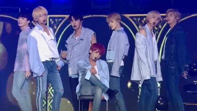 BTS - DNA + Airplane pt.2 + Talk + Anpanman + 春日 + Fake Love (Live At 2018 Super Concert in Taipei)