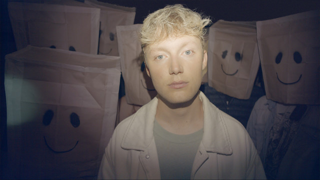 Gaspar Narby - Attention