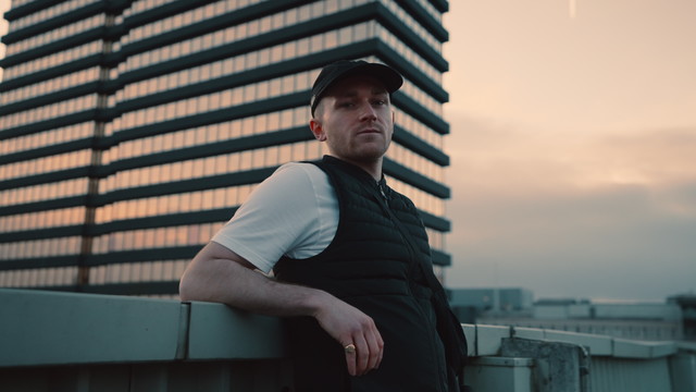 Belfort - Nobody (Visualiser)