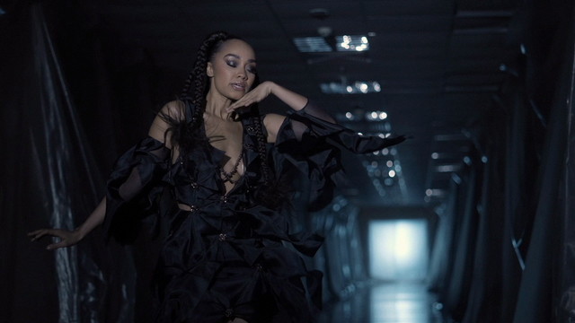 Leigh-Anne - Don't Say Love (Lyric Video)