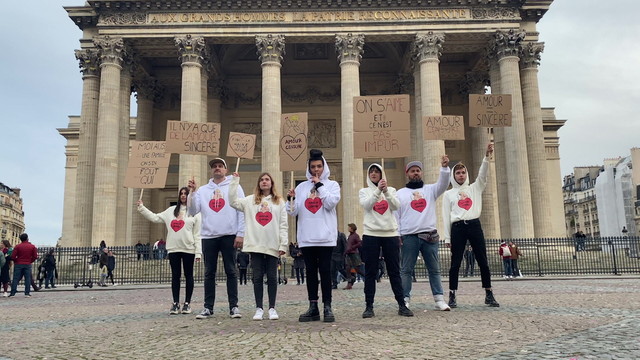 Hoshi - Amour censure