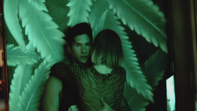 Chyno Miranda - En El Asiento De Atrás