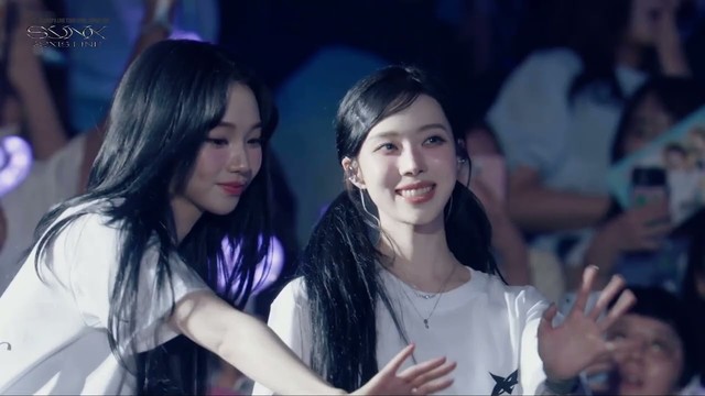 aespa - Forever (약속) + Live My Life (2025 aespa LIVE TOUR 'SYNK : aeXIS LINE')