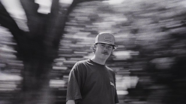 Dylan Marlowe - Devil on My Shoulder (Official Visualizer)