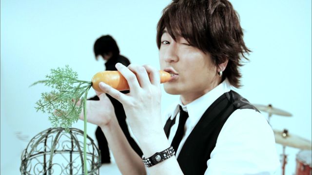 椎名慶治 - RABBIT-MAN