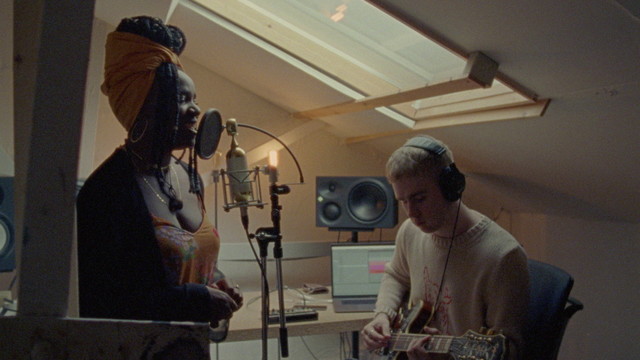 Mura Masa - Complicated (Acoustic / Live)