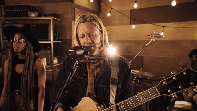 Jon Foreman - Red And Gold (Live At Melody League Studios, San Diego, CA/2021)