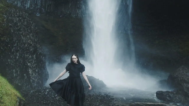 Allie X - Anchor (歌词版)