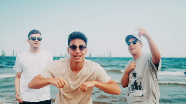 Calvin - California Diva (Official Video)