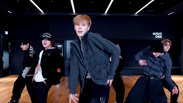 ALPHA DRIVE ONE - 'FREAK ALARM' Dance Practice (Moving ver.) (舞蹈版)