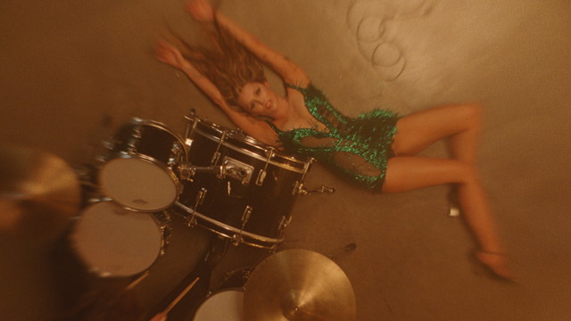 Miley Cyrus - End of the World (Official Video)