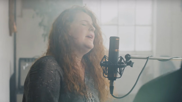 Frances - Let It Out (Acoustic)