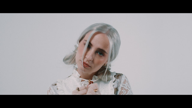 Cara - Giulia