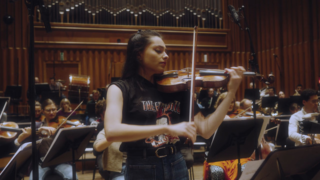 Esther Abrami - Valse Di Fantastica (Official Video)