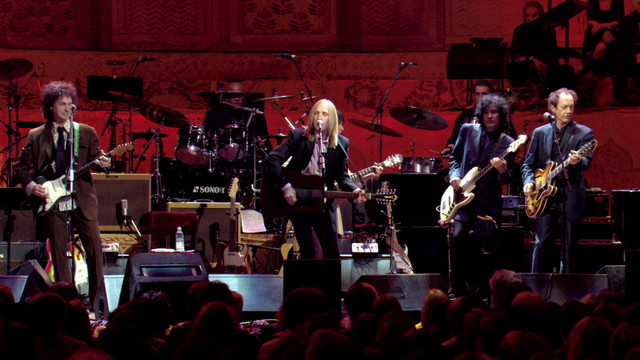 Tom Petty and the Heartbreakers - Handle With Care (Live)