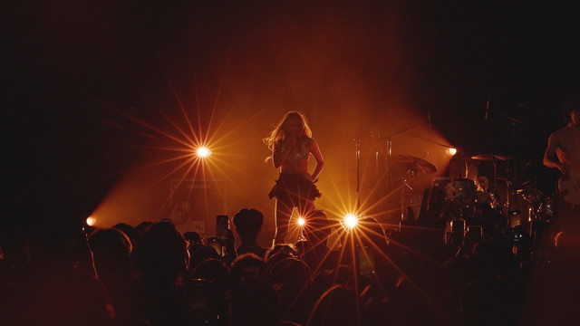 Isabel LaRosa - Favorite (Live from the Psychopomp Tour)