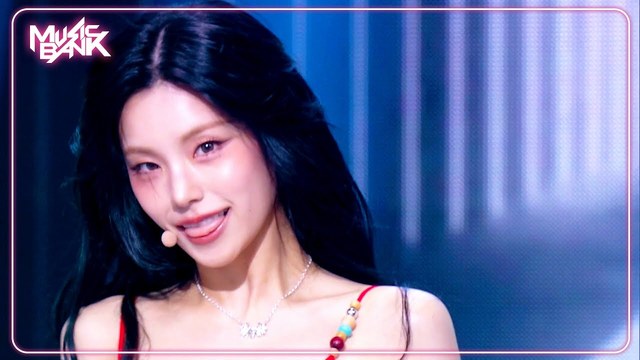 礼志 (YEJI) - Air (live at Music Bank 25/03/21)