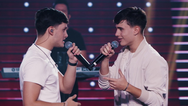 João Pedro e Fellipe - Tá Faltando Amor / Te Cuida Coração / Amor Pra Recomeçar (Ao Vivo)