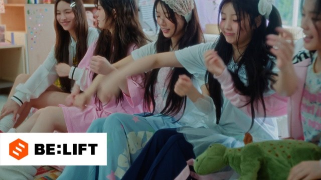 ILLIT - 'Toki Yo Tomare' Concept Film - Home Playing ver. (预告版)