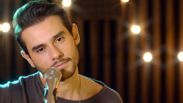 Cem Belevi - Buz Yanığı(Akustik)