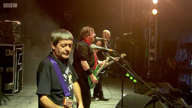 Red Hot Chili Peppers - Under The Bridge (Live At T in the Park 2016) (Live)