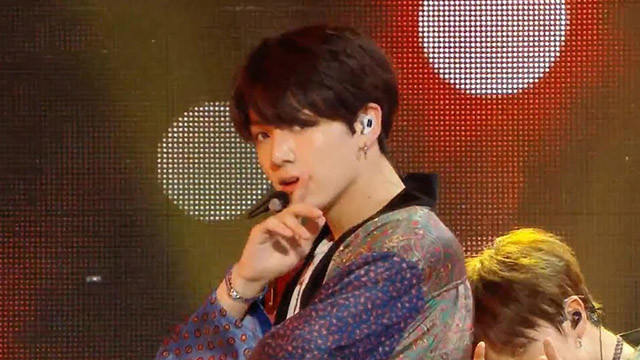BTS - Airplane pt.2 (Live At Show Music core 2018/05/26)