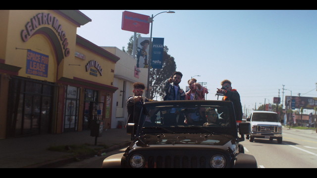 MiC LOWRY - Whiskey Kisses