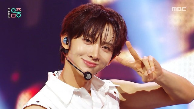 EVNNE - How Can I Do (Live at Show! MusicCore 2025/08/16)