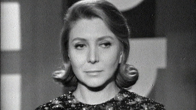 Maria Dolores Pradera - El Rosario de Mi Madre (Actuación TVE - Galas del Sábado)