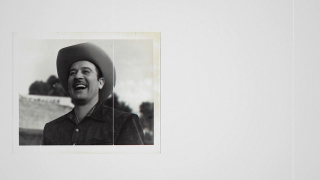 Lupita Infante - Enamorada (Lyric Video)