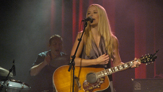 Tina Dico - Let's Get Lost (Live)