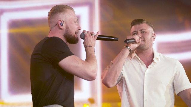 Gustavo Toledo & Gabriel - Te Amo Atrasado