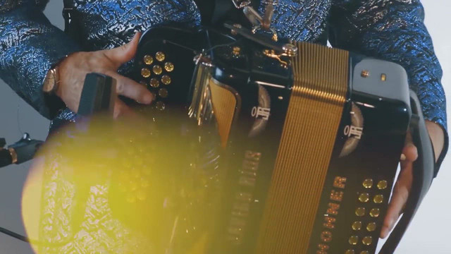 Los Invasores De Nuevo León - Total Ya Se Fue