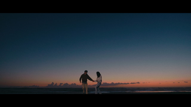 Rondine - LONTANO DA TUTTO