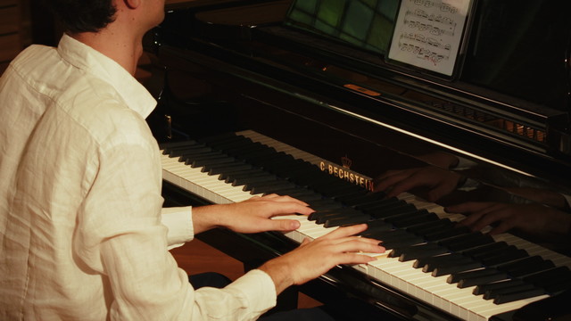 GabAnime - Chainsaw Man: KICK BACK (Official Video)