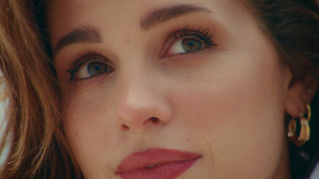 Victoria Nadine - Summer Rain