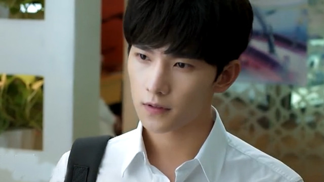 张碧晨 - 下一秒 (《微微一笑很倾城》电视剧插曲)