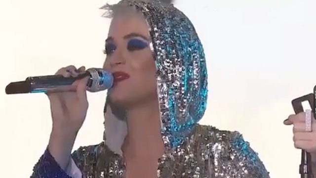 Katy Perry - Firework (Live At World Famous Rooftop 2017/6/30)