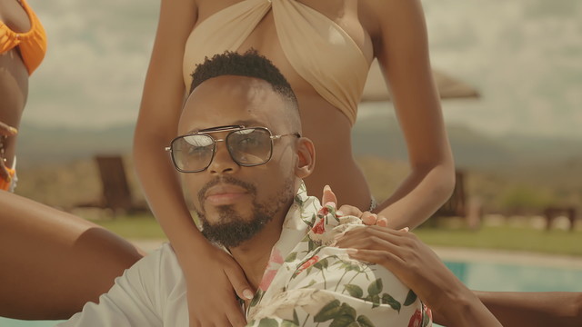 Donald - I'm In Love