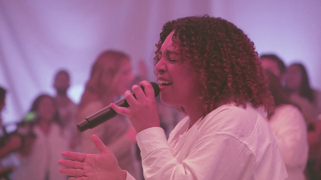 Radiant Collective - We Wait