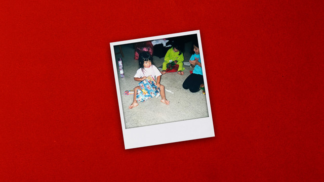 Paige - warmest gift (Official Lyric Video)