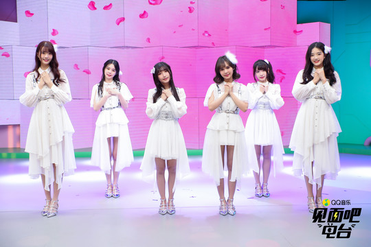 akb48teamsh,akb48teamsh logo akb48teamsh成员互爆猛料相爱相杀日常信息量巨大
