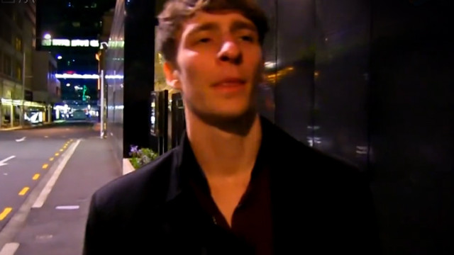 罗艺恒 - 爱笑的眼睛 (翻唱版)