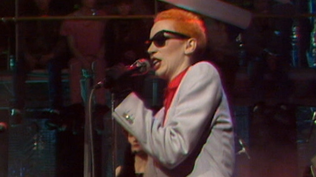 Eurythmics - Sweet Dreams (Are Made of This) (Live)