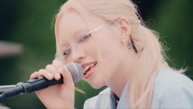 CHANMINA - I hate this love song (Acoustic Session) (Official Performance Video)