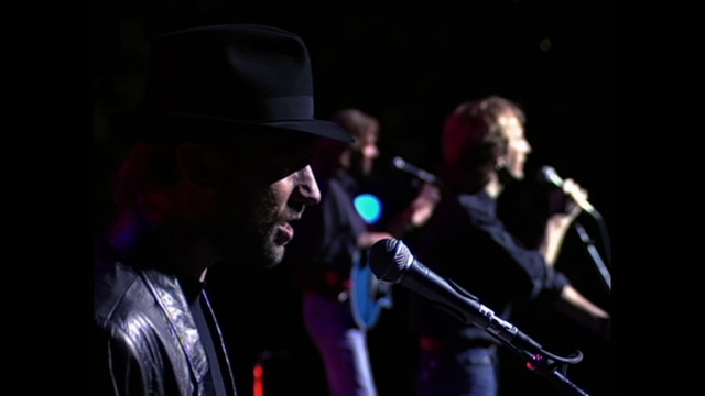 Bee Gees - How Deep Is Your Love? (Live)