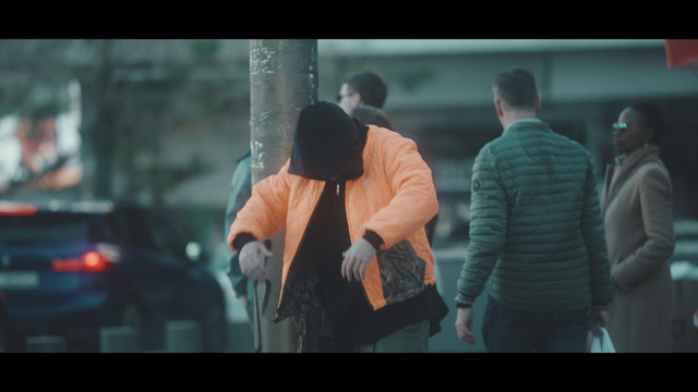 Ena Dyo - Awake
