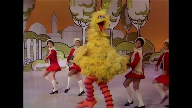 Big Bird - Big Bird Dances With Bird Watchers (Live On The Ed Sullivan Show, December 14, 1969)