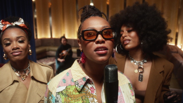 Rae Khalil - IS IT WORTH IT (Live)